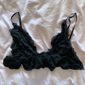 Black bralett!!